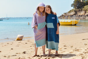 Ponchos éponge personnaliséspour les enfants | EAUSEC