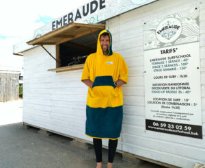 Ponchos éponge personnalisés, personnalisez les couleurs de votre poncho | EAUSEC